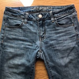 American Eagle blue jeans